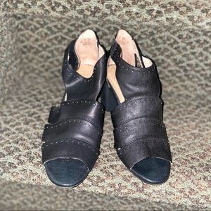 Naturalizer soul Christina black heeled sandals 9